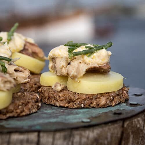 Sandwich mit Makrele und Lakritz