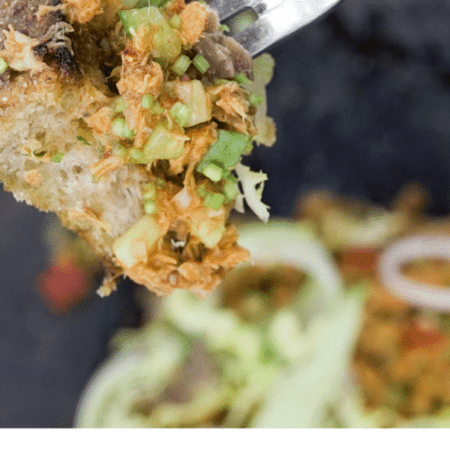 Mackerel on grilled graham flour bread